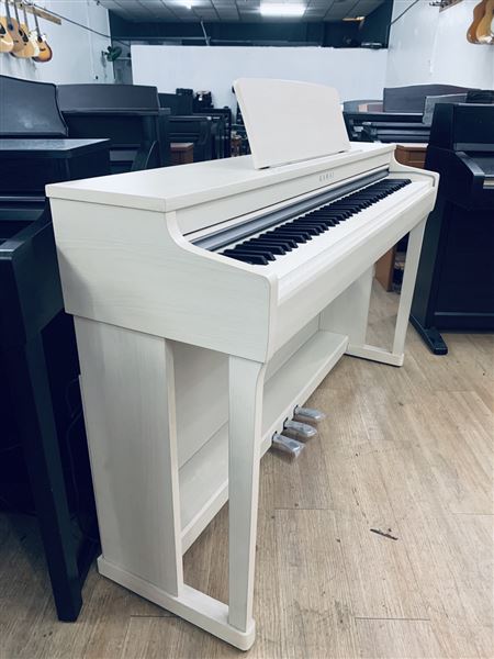 Địa chỉ bán đàn piano điện cũ uy tín?