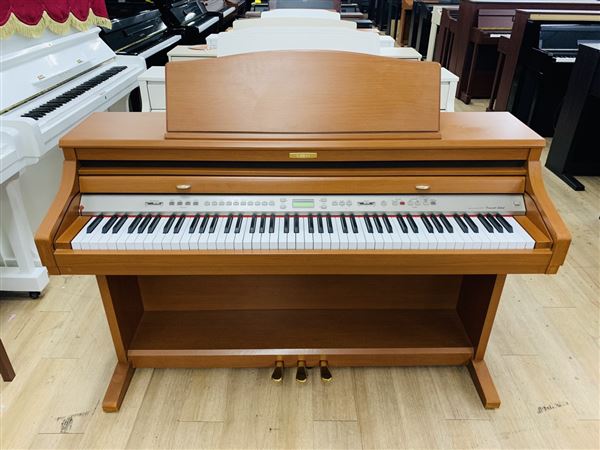 Lựa chọn piano điện cũ tại Hoàng Phúc