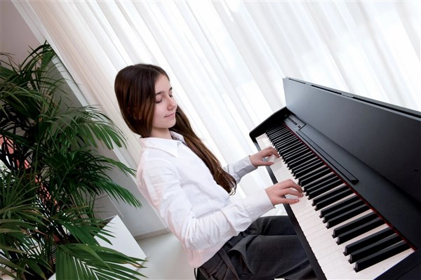 TOP ĐÀN PIANO ĐIỆN TỐT CHO NGƯỜI MỚI 2023