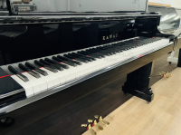 Chuyên Cung Cấp Sỉ Và Lẻ Piano & Guitar Secondhand Nhập Khẩu 100% Từ Nhật - Với Chất Lượng Và Chế Độ Bảo Hành Uy Tín, Nhanh Chóng. Hỗ trợ trả góp từ 0% bằng thẻ tín dụng cho khách hàng.