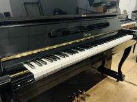 Chuyên Cung Cấp Sỉ Và Lẻ Piano & Guitar Secondhand Nhập Khẩu 100% Từ Nhật - Với Chất Lượng Và Chế Độ Bảo Hành Uy Tín, Nhanh Chóng. Hỗ trợ trả góp từ 0% bằng thẻ tín dụng cho khách hàng.