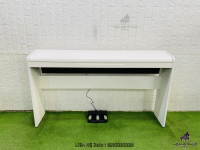 Chuyên Cung Cấp Sỉ Và Lẻ Piano & Guitar Secondhand Nhập Khẩu 100% Từ Nhật - Với Chất Lượng Và Chế Độ Bảo Hành Uy Tín, Nhanh Chóng. Hỗ trợ trả góp từ 0% bằng thẻ tín dụng cho khách hàng.