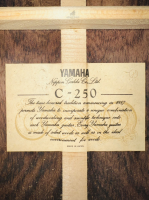 Yamaha C-250 đẹp long lanh ( 1980 ) Made In Japan | Piano Hoàng Phúc