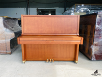 Yamaha U7C