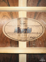 Morris M-50F Dáng A Made In Japan