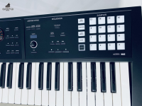 Roland FA06 Like New