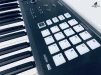 Roland FA06 Like New