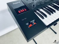 Roland FA06 Like New