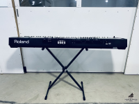 Roland FA08