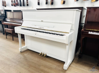 Yamaha U1G