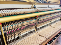 Đàn piano cơ Yamaha W101- Nguyên Bản Japan| Piano Hoàng Phúc