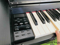 YAMAHA CLP 585 | Piano Hoàng Phúc