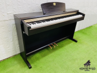 ĐÀN YAMAHA CLP-220 CỰC ĐẸP TẠI PIANO HOÀNG PHÚC.