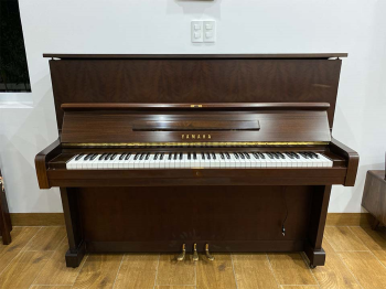 YAMAHA U1E Wn