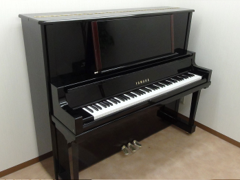 YAMAHA UX500
