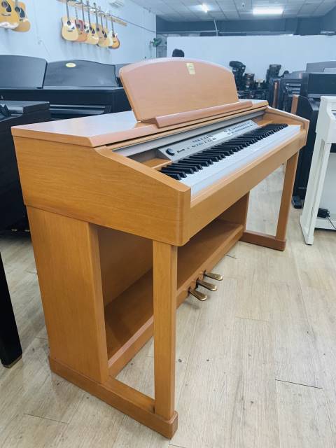 Mua đàn Yamaha CLP-150C chỉ với giá 12tr500