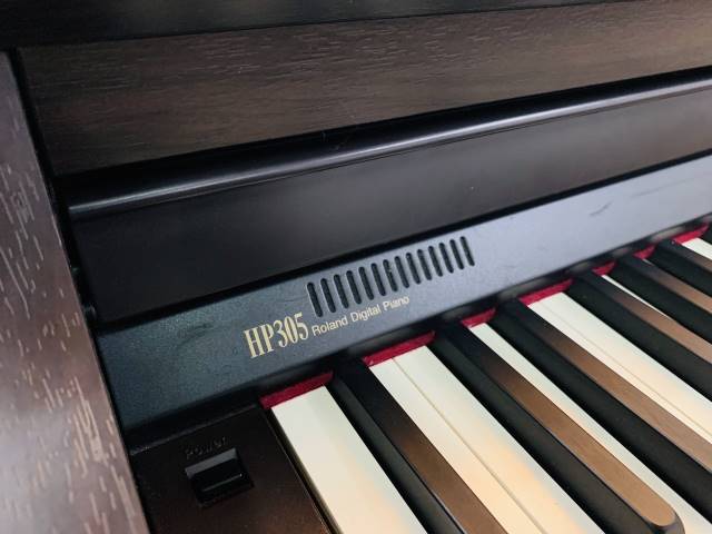 Mua Roland HP-305 giá rẻ