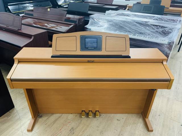 Mua đàn Roland HPi-6C giá ưu đãi