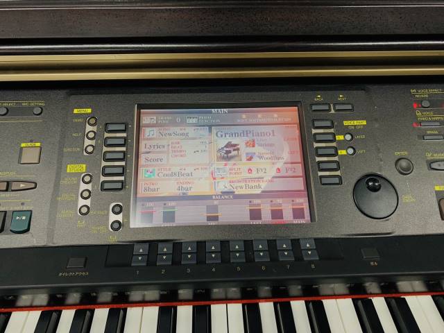 Mua đàn Yamaha CVP-207 giá rẻ