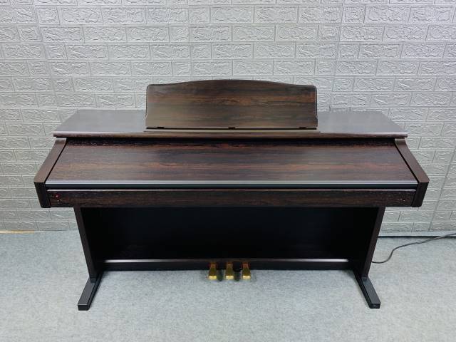 Mua đàn Roland KR-370 giá hấp dẫn 