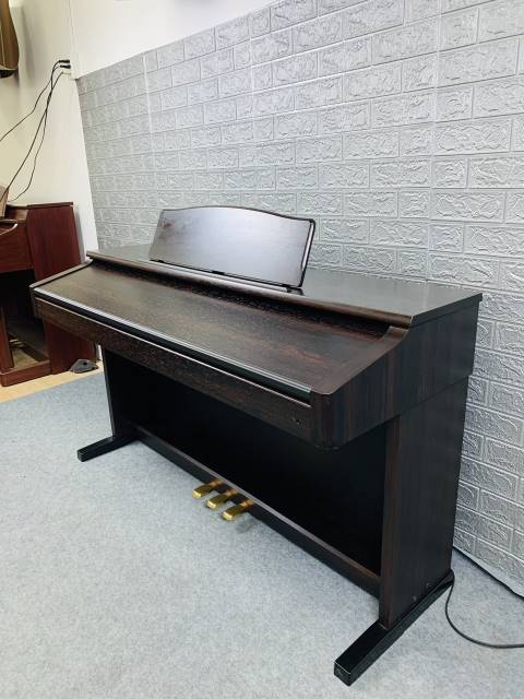 Mua đàn Roland KR-370 giá hấp dẫn 