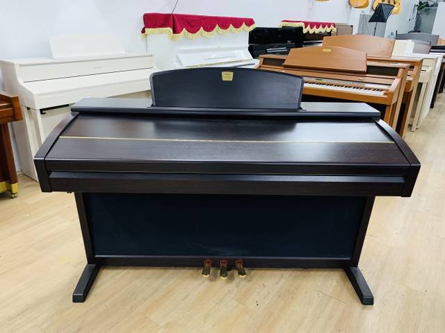 Mua đàn Yamaha CVP-305 chỉ với giá 19tr đồng