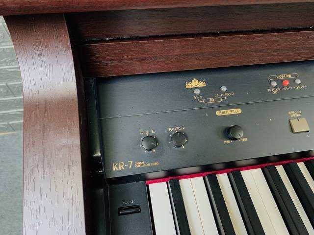 Đàn Piano Điện Roland KR 107 Mới 98% | Piano Hoàng Phúc