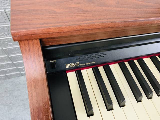 Mua đàn Roland HP-205GP giá rẻ