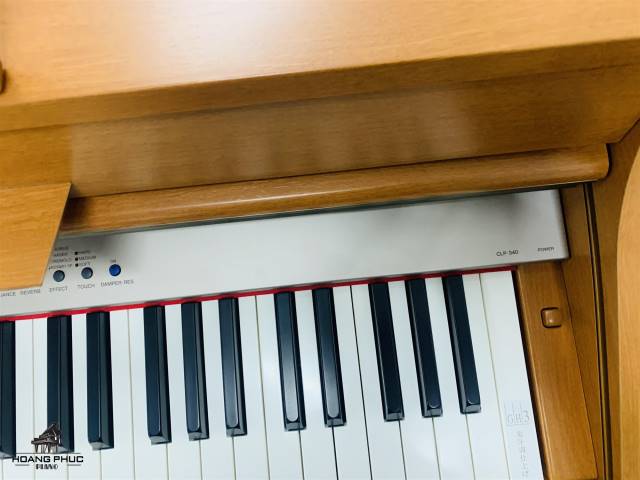 ĐÀN PIANO ĐIỆN YAMAHA CLP-340C. PIANO HOÀNG PHÚC  CHUYÊN CUNG CẤP SỈ, LẺ CÁC LOẠI NHẠC CỤ NHẬT BẢN.