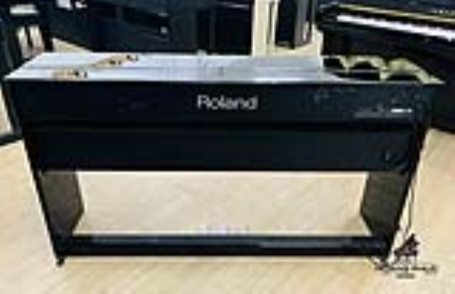 ROLAND DP-990RF HỖ TRỢ TRẢ GÓP 0%