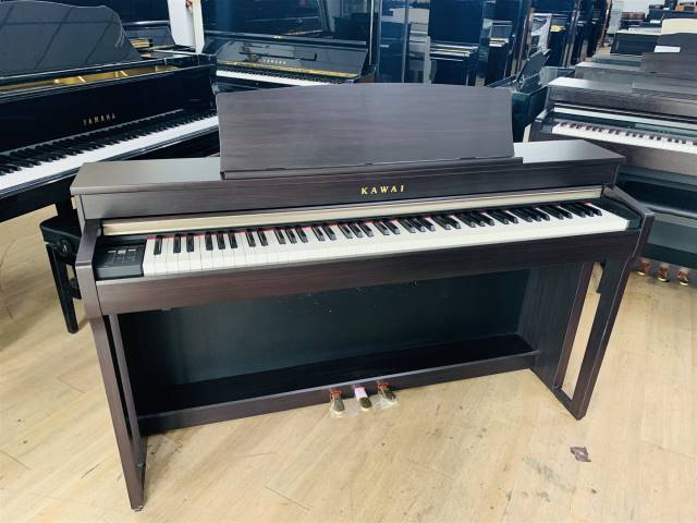KAWAI CN37 R