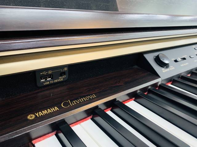 Đàn piano Yamaha CLP 270 nhập khẩu chính hãng từ Nhật| Piano Hoàng Phúc