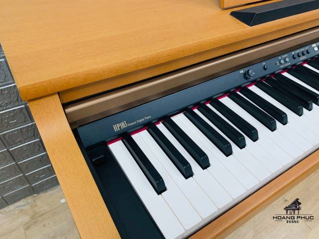 ĐÀN PIANO ROLAND HP-103 CHỈ CÓ TẠI PIANO HOÀNG PHÚC