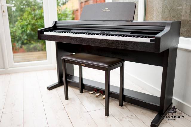 DÒNG ĐÀN PIANO YAMAHA CLP-411 THIẾT KẾ PHONG CÁCH CỔ ĐIỂN PIANO HOÀNG PHÚC