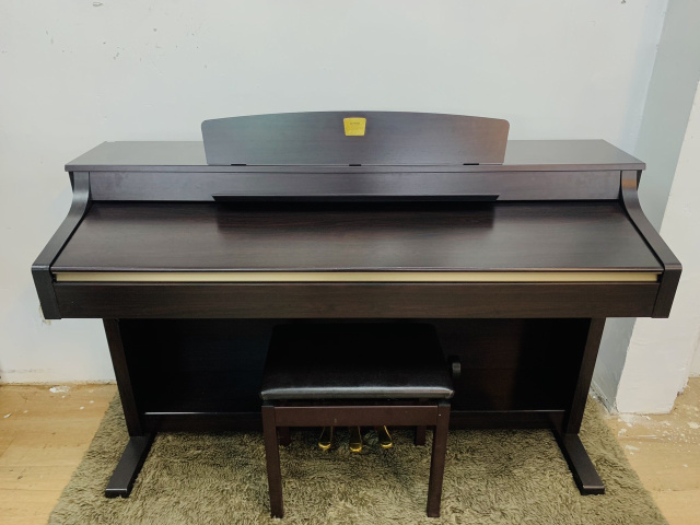 Đàn piano điện Yamaha CLP 330| Dòng Được Ưa Chuộng Nhất Hiện Nay| Piano Hoàng Phúc