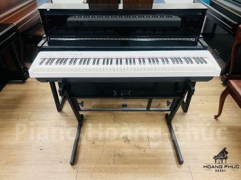 Roland FP 30 White (Chân X)