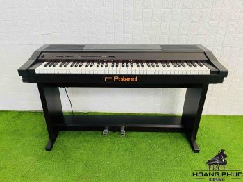 ROLAND HP 2000
