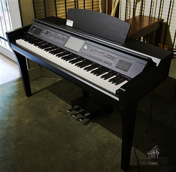 YAMAHA CVP-609 B