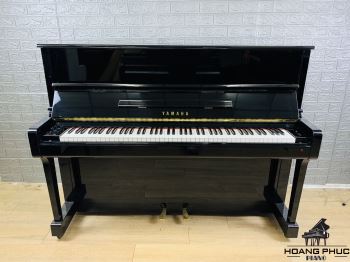 Yamaha E502