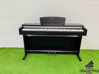 YAMAHA YDP 135 